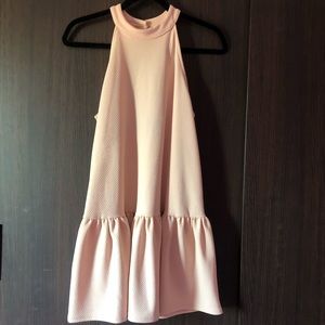 Editoral Halter dress